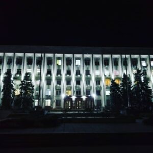 Монтаж системы освещения Администрации Симферополя.